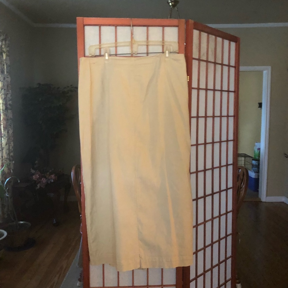 Talbots cream colored straight skirt size 16